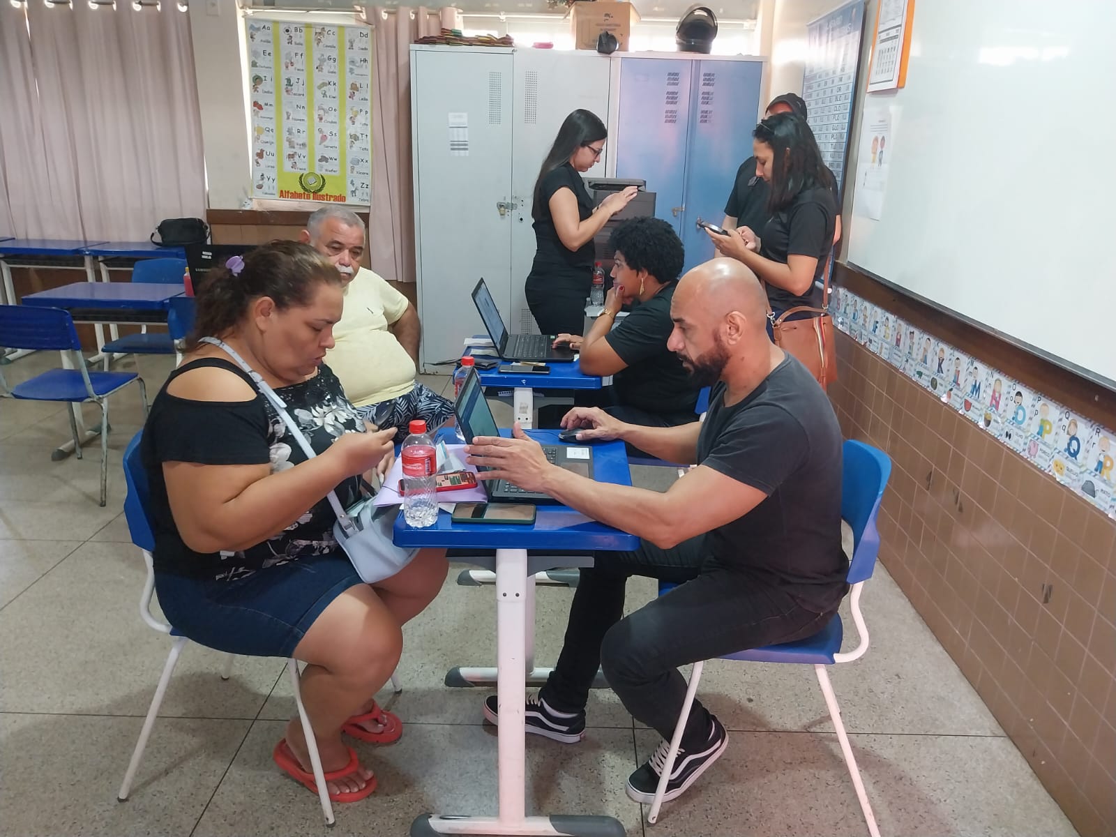 Serão oferecidos serviços essenciais gratuitos, como emissão de documentos