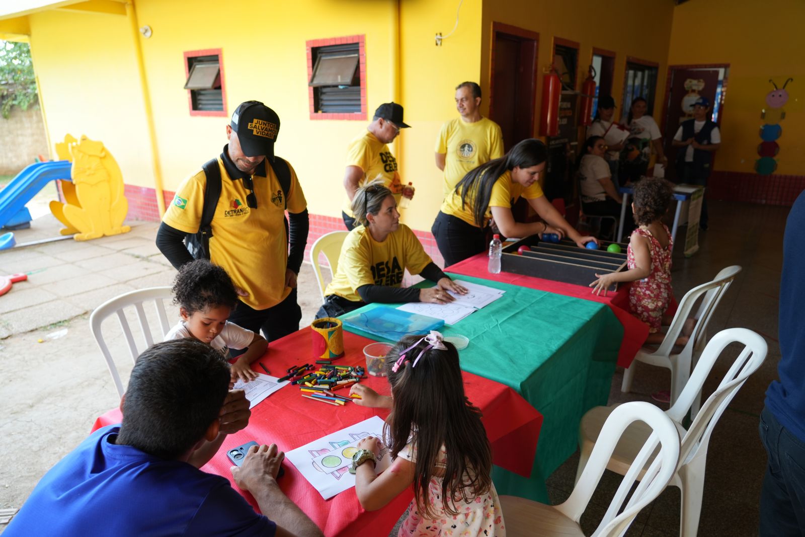 Recreações para crianças foram um dos serviços oferecidos durante a ação