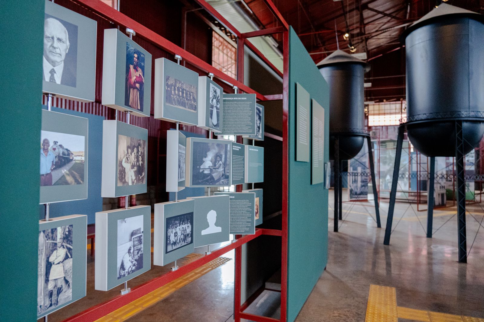 O museu reúne os pertences e objetos da ferrovia que foi construída no início do século XX