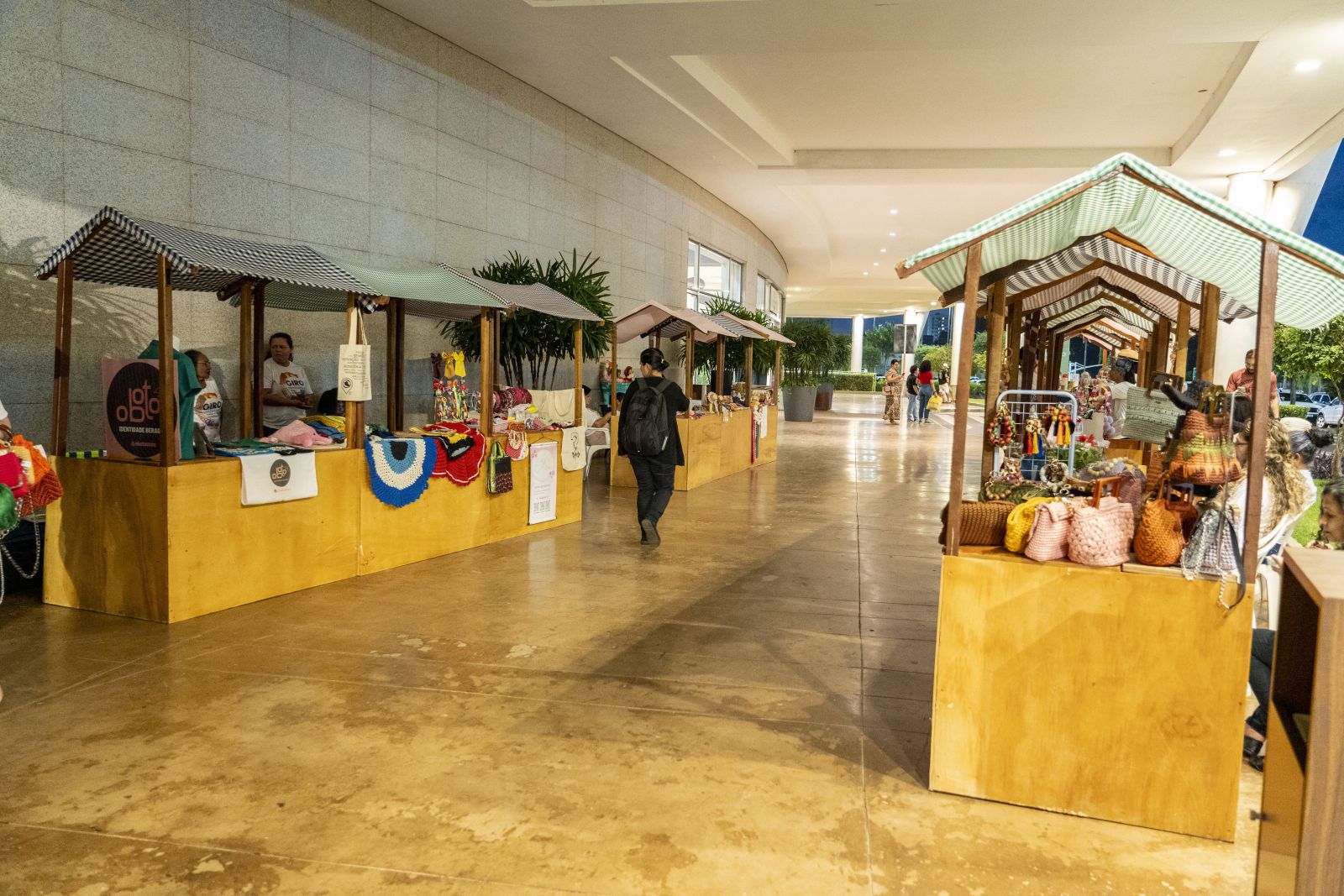 A exposição funciona em sistema de revezamento entre os empreendedores inscritos