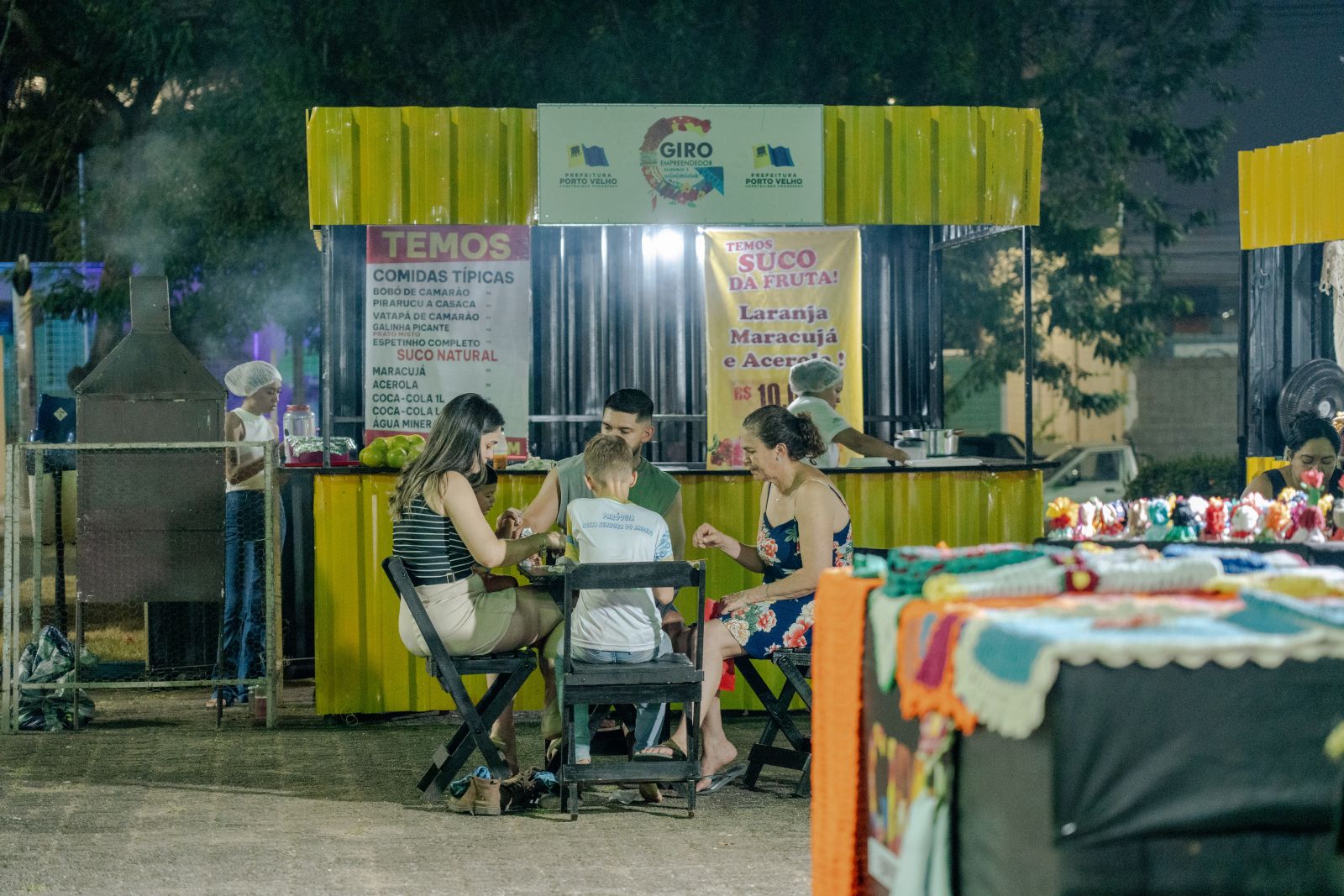De sexta a domingo, o ponto de encontro da feira é na paça das Três Caixas d'Água