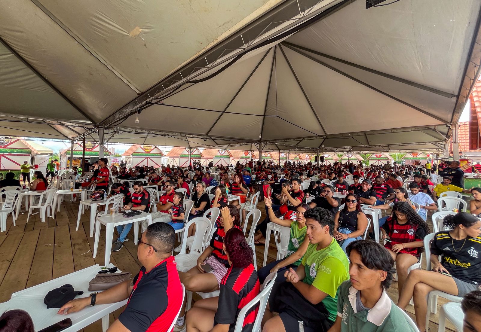 Emdur prepara uma estrutura especial para a transmissão da final da Supercopa Rei, entre Corinthians e Flamengo