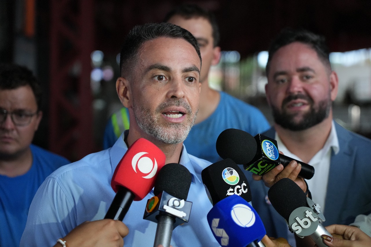 Prefeito Léo Moraes não escondeu a emoção ao falar sobre o retorno da locomotiva
