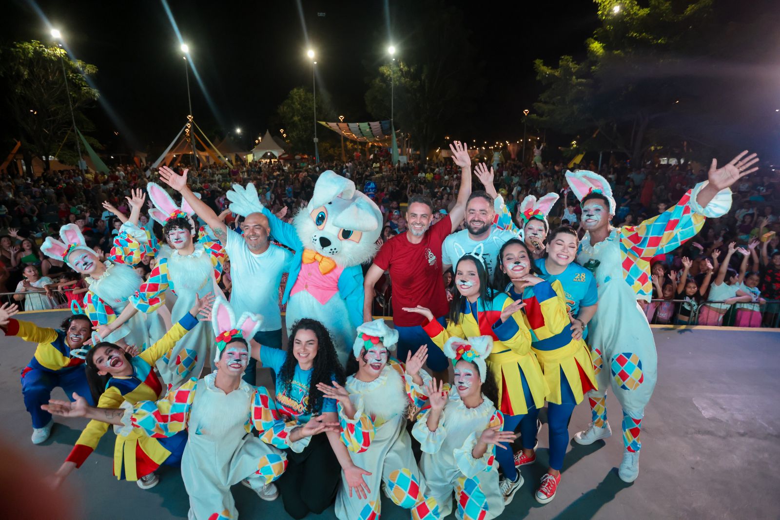 Domingo de encerramento contou com o grupo de animação Bem Animados