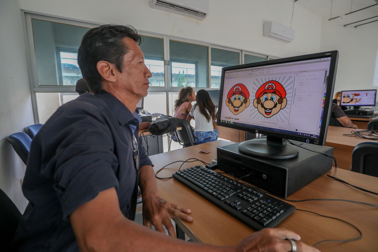 Aulas de robótica e informática avançada começam no próximo dia 30