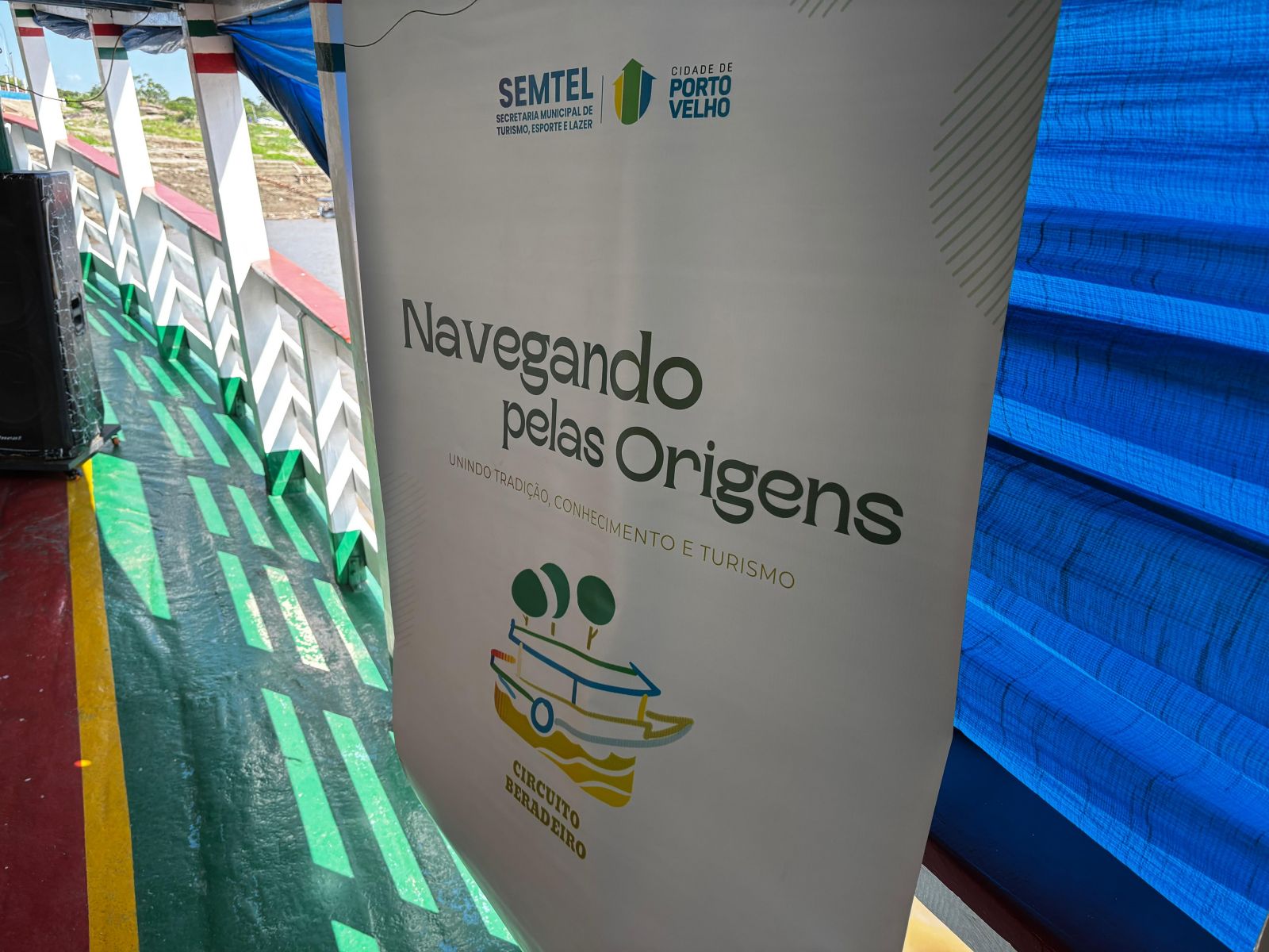 também foi estruturado o ordenamento operacional e a qualificação dos passeios turísticos de barco no Rio Madeira