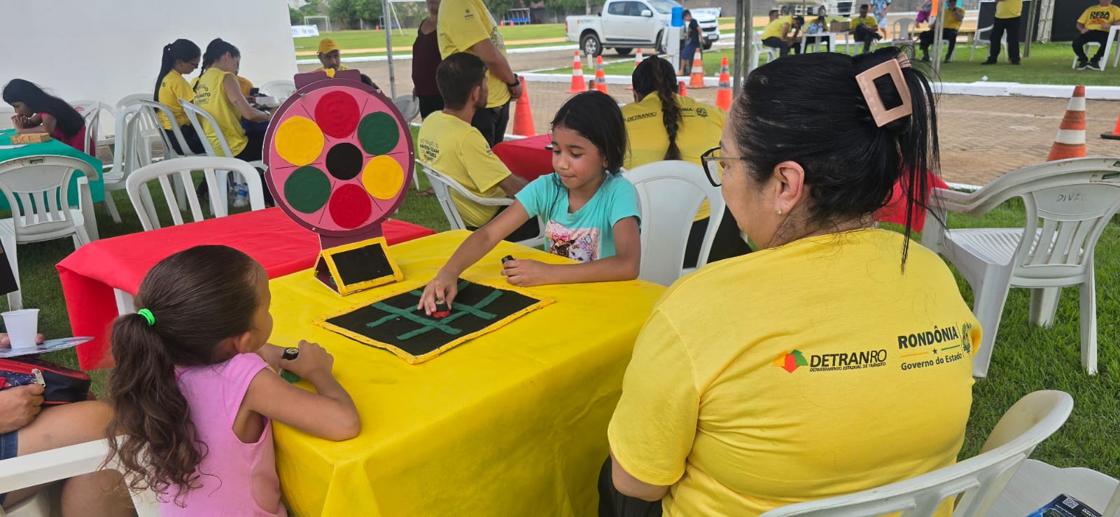 Foram oferecidas atividades recreativas, esportivas e divulgação dos pontos turísticos e históricos de Porto Velho