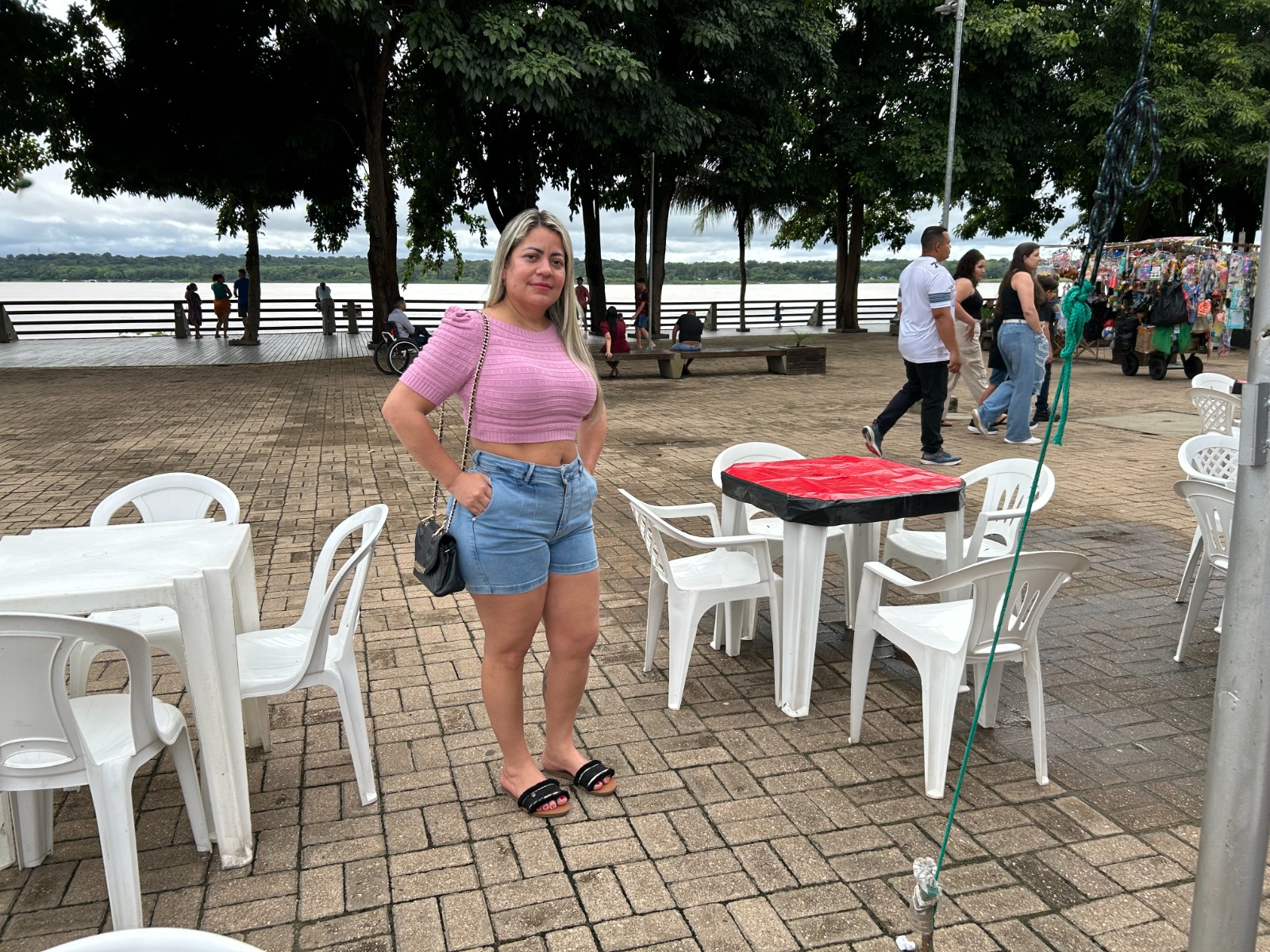 Enfermeira Cátia Carolina Rodrigues, também filha de Porto Velho