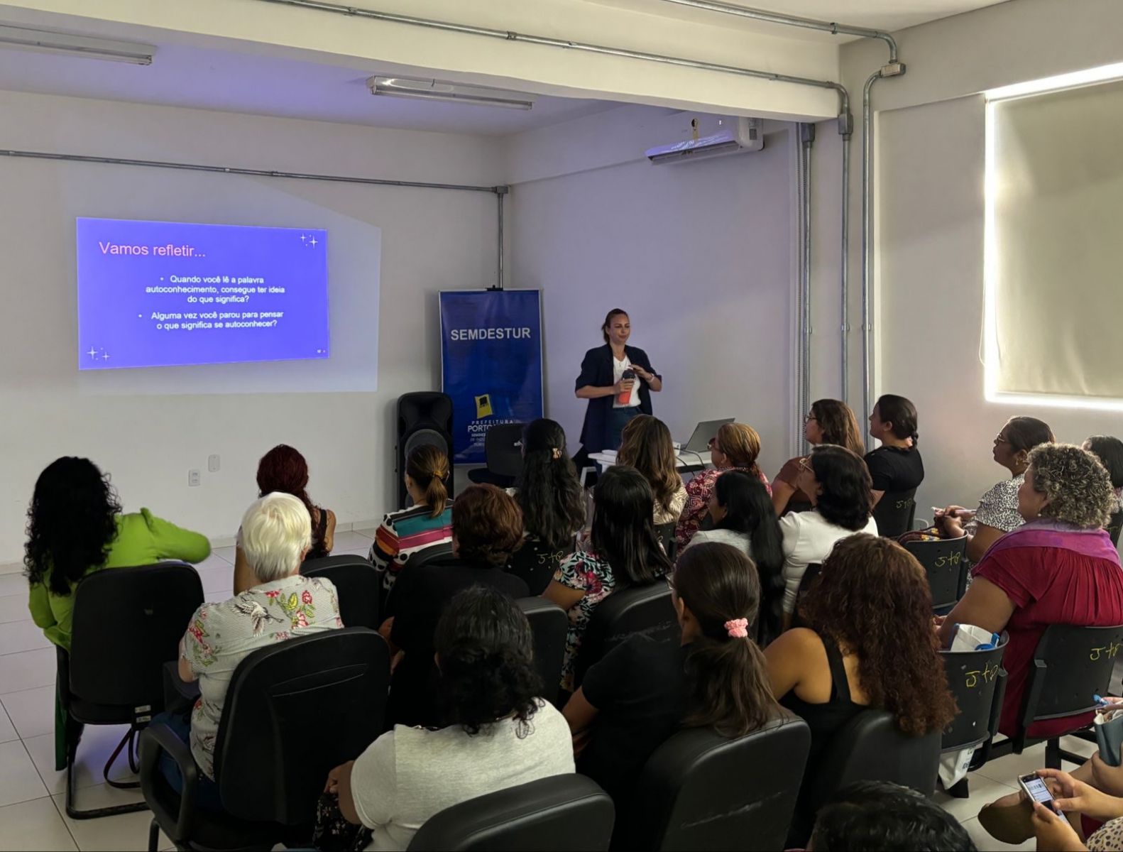 Capacitação é composta por dez oficinas de desenvolvimento pessoal e empreendedorismo